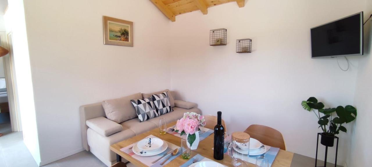 Willa Stone House In Vineyard Račišće Zewnętrze zdjęcie